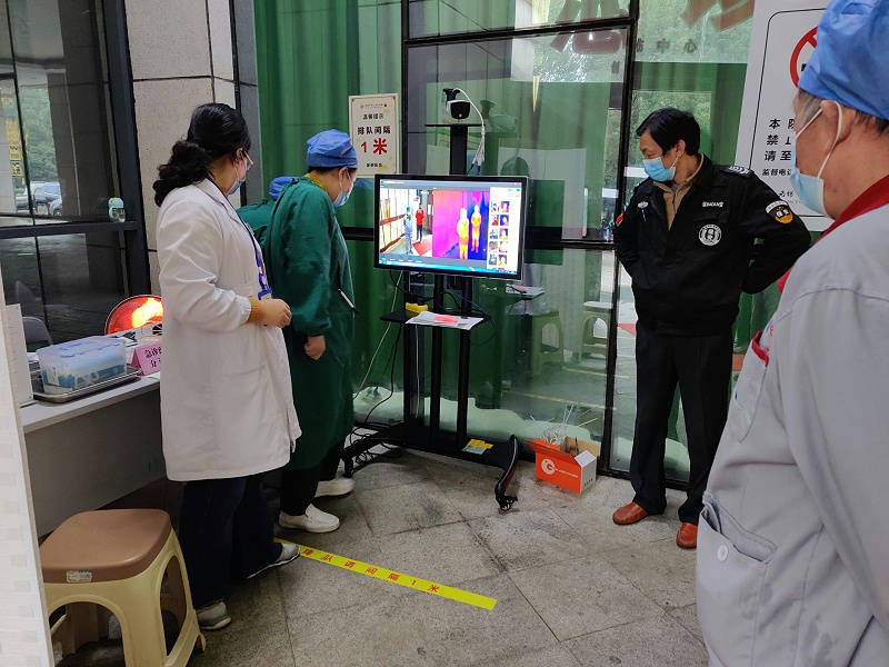 非配合式熱成像測(cè)溫儀