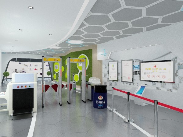 從事安檢門行業(yè)的廣西女子想為家鄉(xiāng)政法部門獻(xiàn)愛心